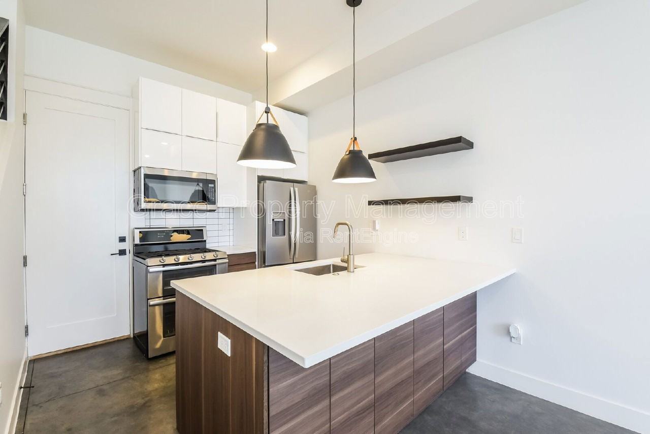 3118 N Gilpin St - Photo 4 of 18