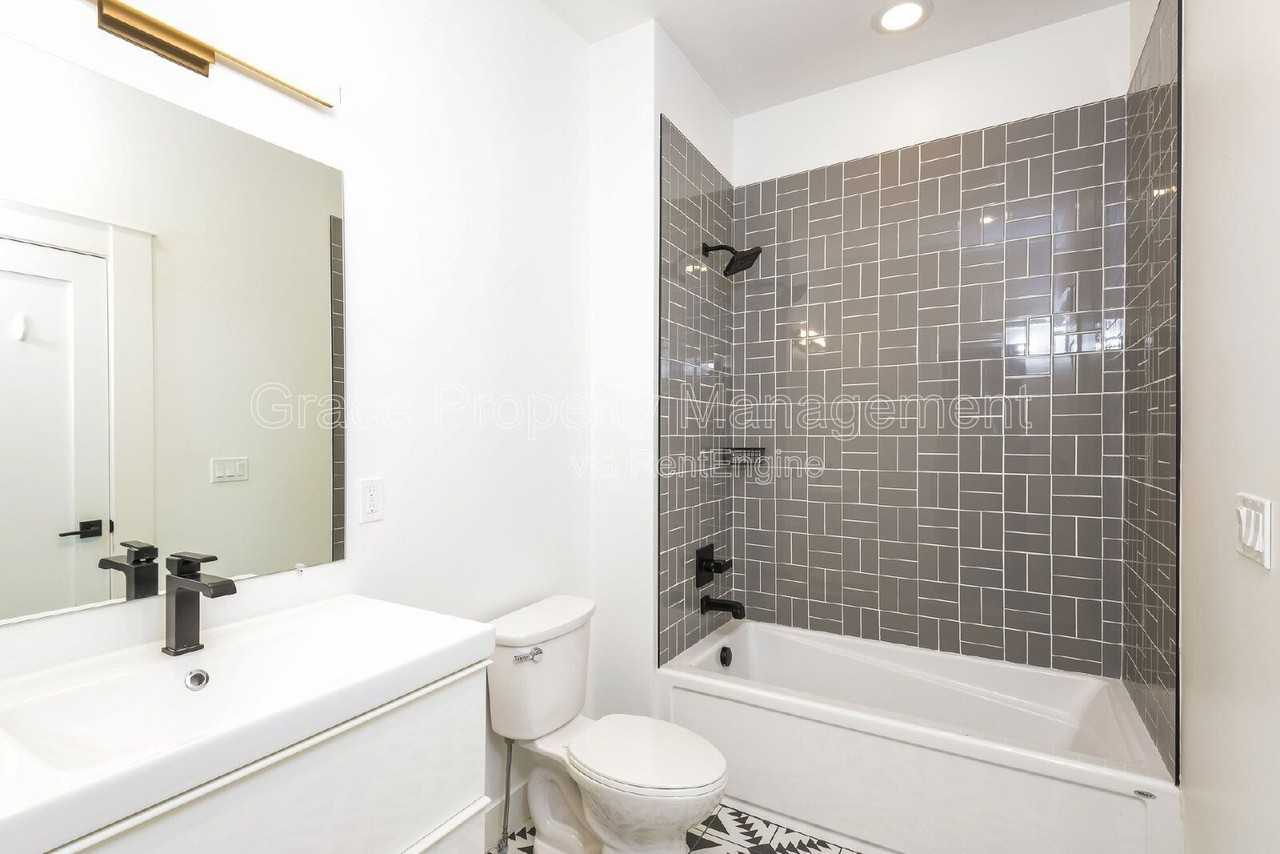 3118 N Gilpin St - Photo 7 of 18