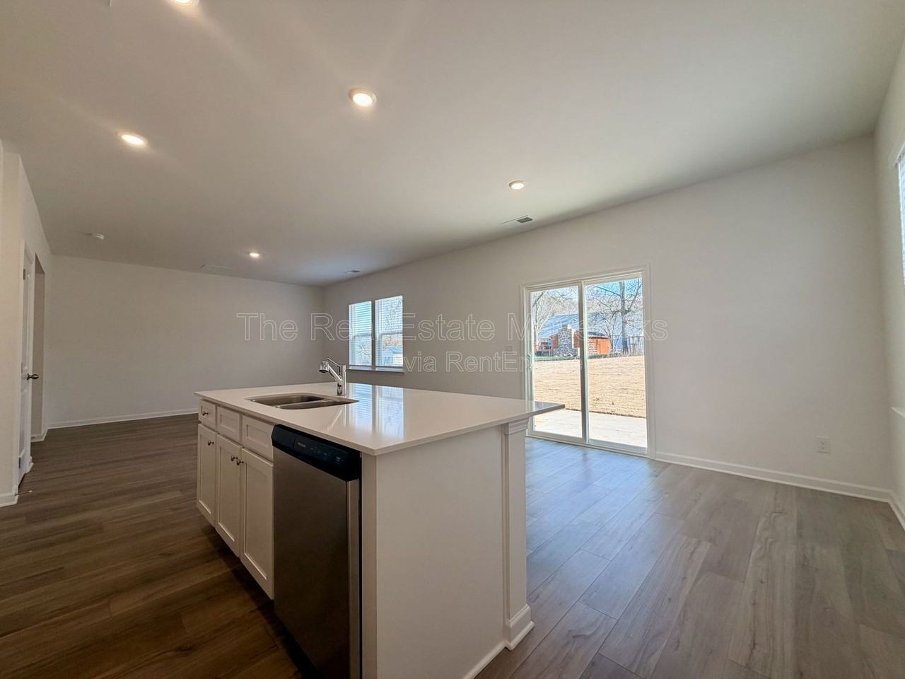 100 Saddlebred Way - Photo 6 of 16