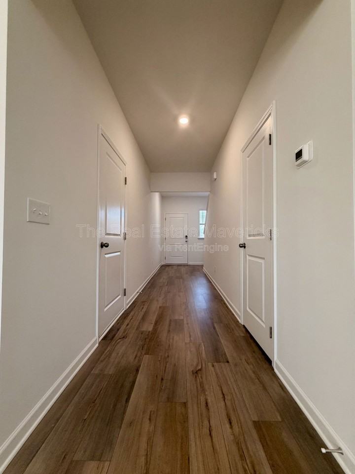 100 Saddlebred Way - Photo 7 of 16