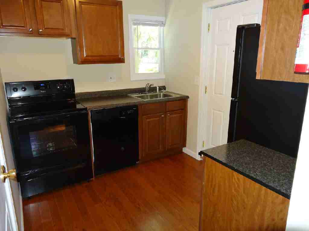 118 Ballard St #1 - Photo 7 of 7