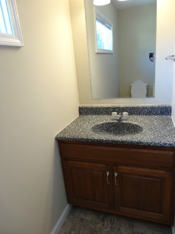 118 Ballard St #1 - Photo 4 of 7