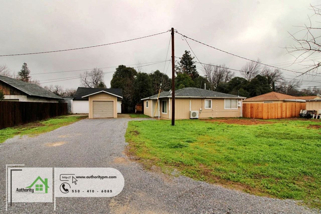 3120 Pioneer Ln - Photo 2 of 21