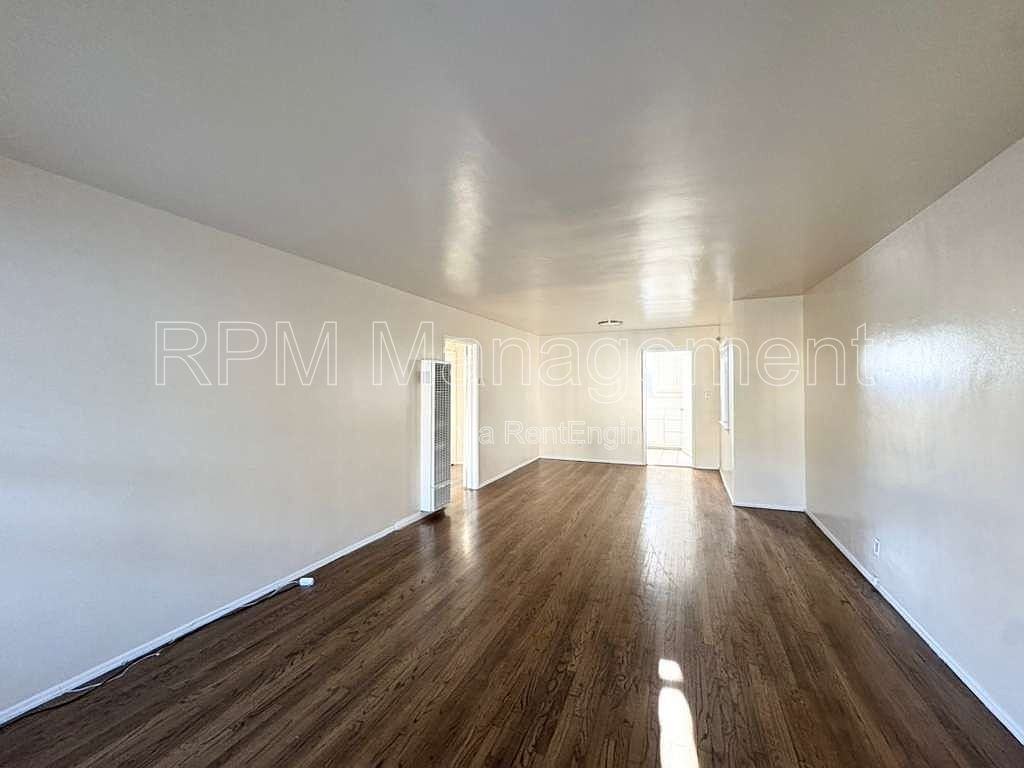 7030 La Tijera Blvd #7030-1-2 - Photo 2 of 14