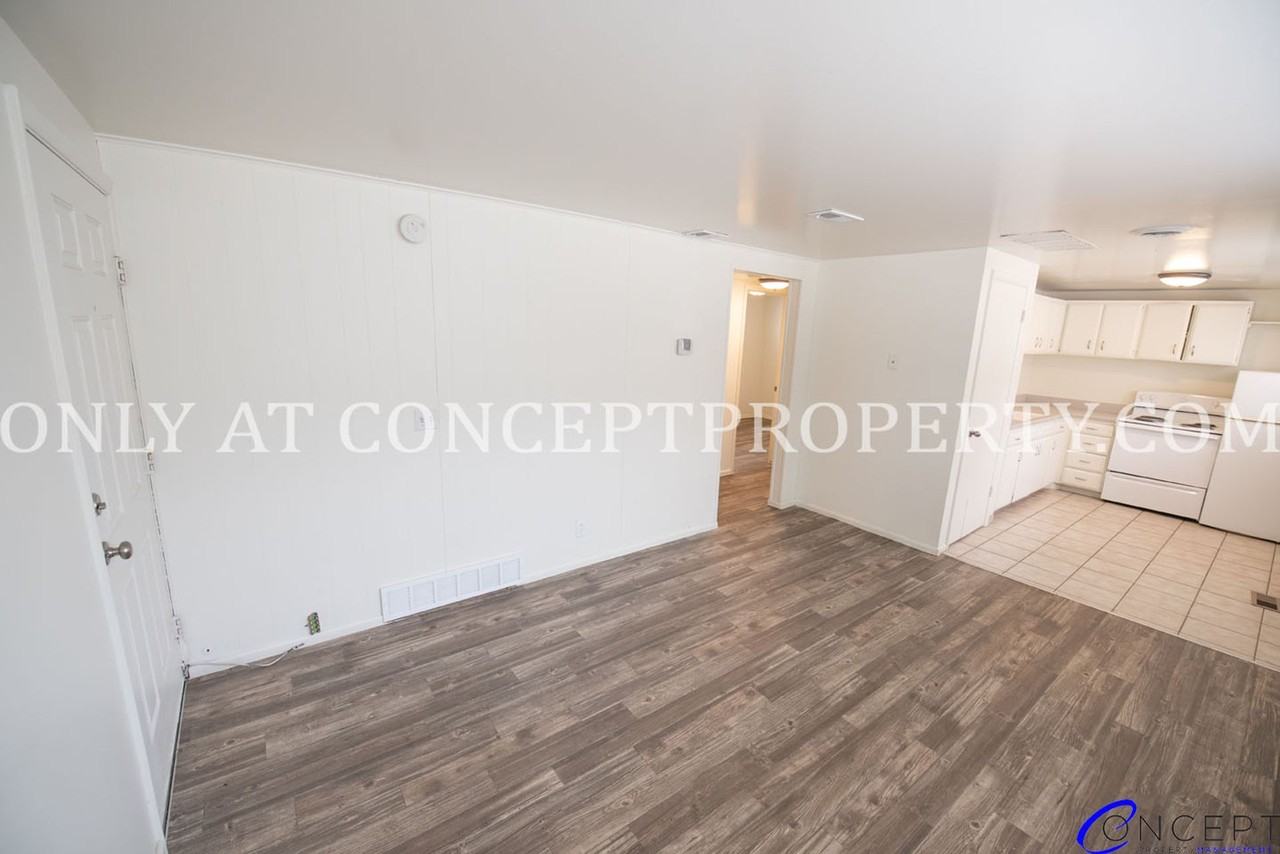 421 East 6th Avenue - Photo 4 of 23