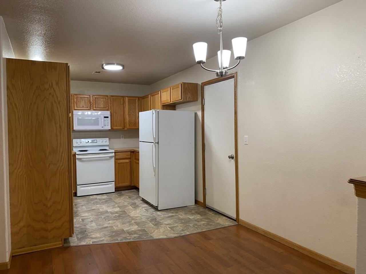 850 S Overland Trl #5 - Photo 7 of 30