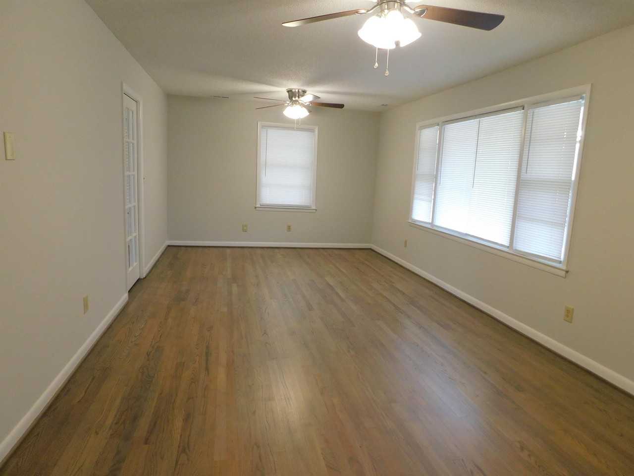 5841 Hwys - Photo 5 of 16