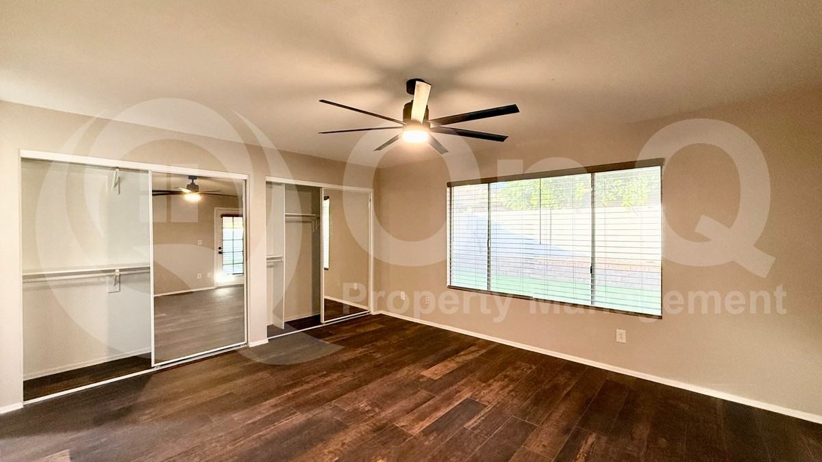 5622 W Butler Dr - Photo 6 of 22