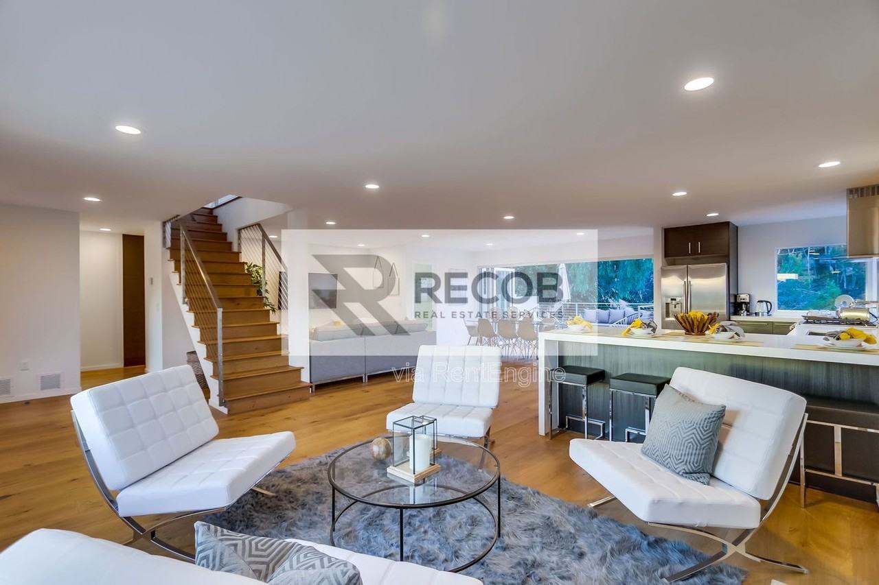 2641 Curlew St - Photo 7 of 46