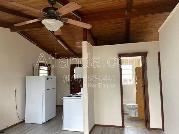 310 Malaga Pl #1 - Photo 4 of 7