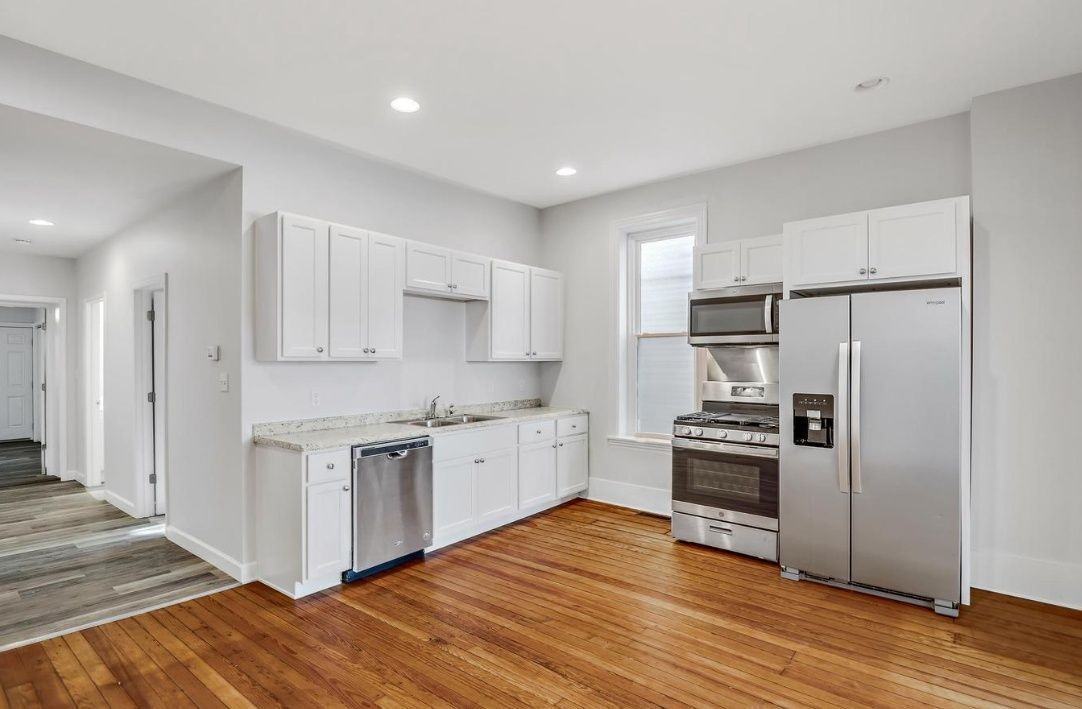 119 N 4th St #1 - Photo 6 of 16