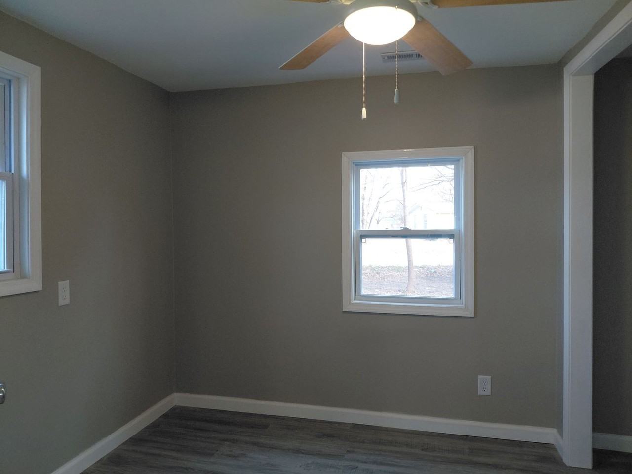 1949 Beck St - Photo 6 of 9