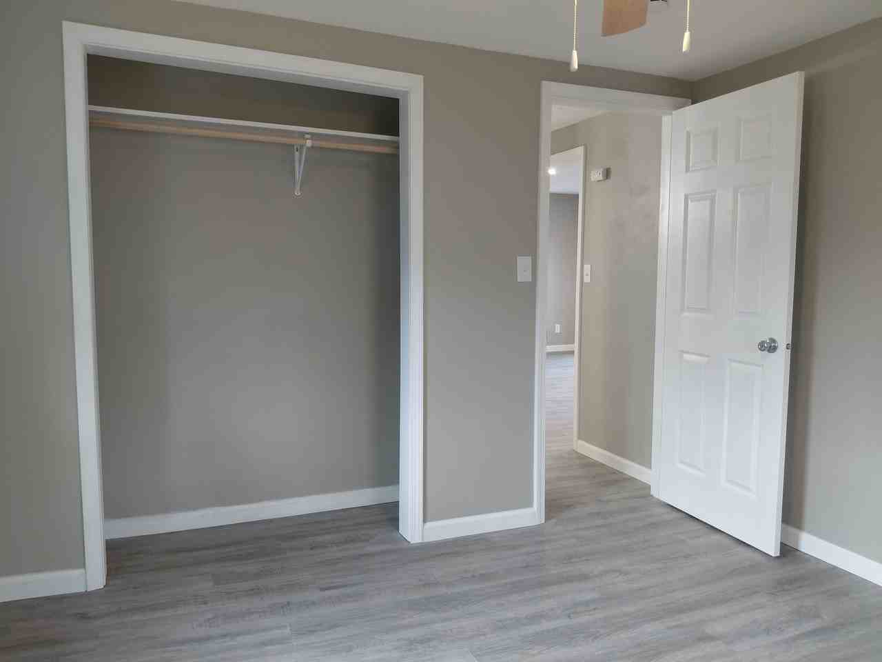 1949 Beck St - Photo 7 of 9