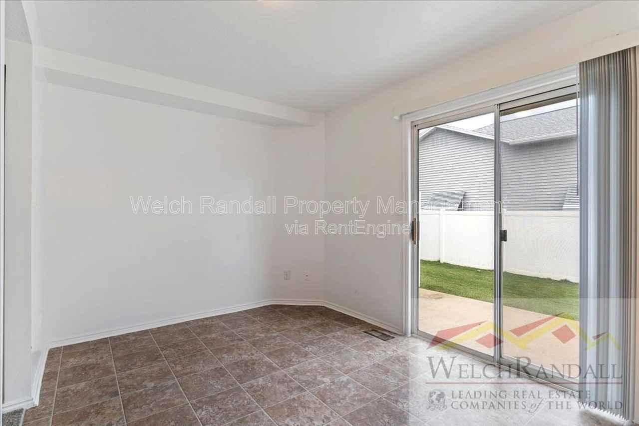 417 E 2100 N #4 - Photo 7 of 26