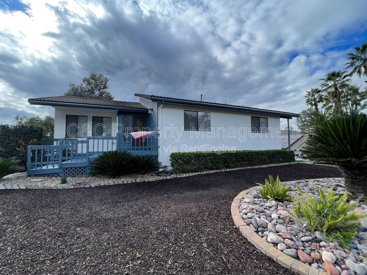 24037 Gymkhana Rd - Photo 3 of 27