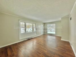 featured image of 833 Westmoreland Ave