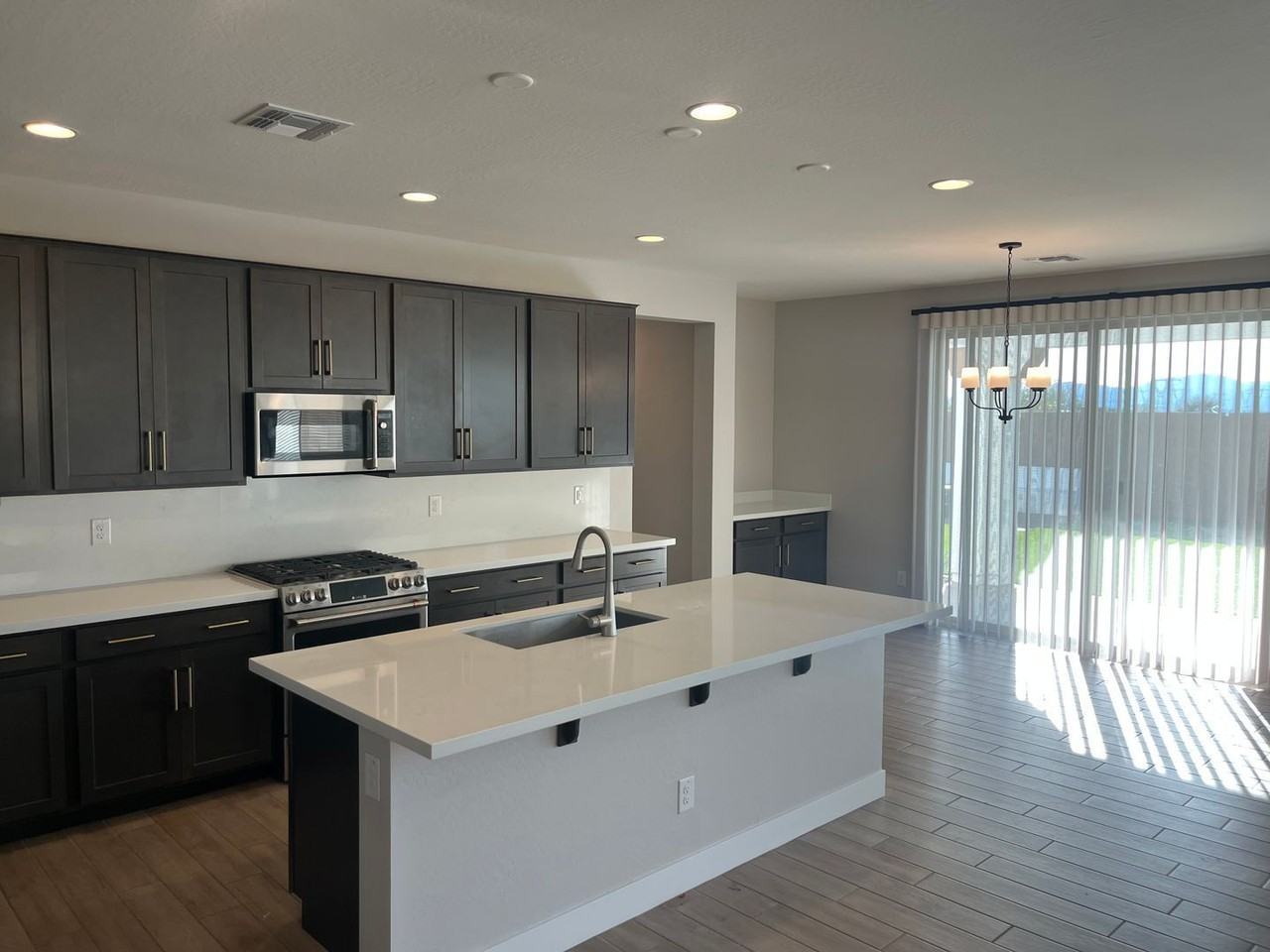 23914 N 148th Dr - Photo 4 of 30