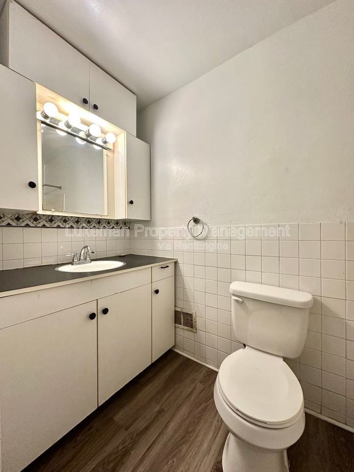 529 Wheaton Ave #4 - Photo 5 of 8