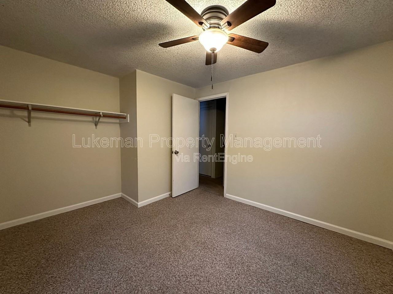 1202 Orchard Dr - Photo 5 of 7