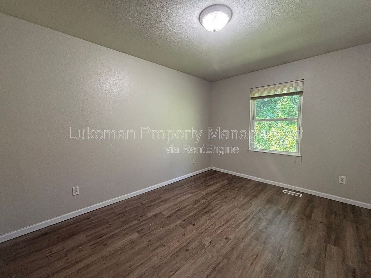 415 S Kendall Ave #407 - Photo 5 of 13