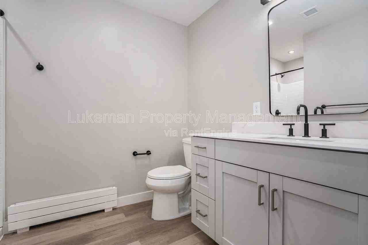 815 N Pitcher St #12 - Photo 5 of 20