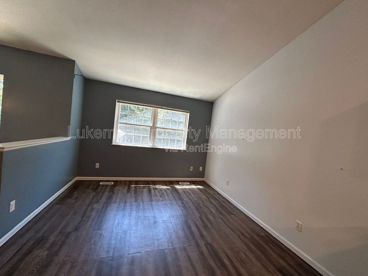 415 S Kendall Ave #413 - Photo 5 of 17