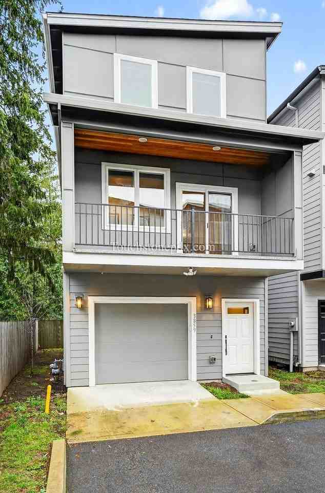 3859 Se 92nd Ave - Photo 3 of 41