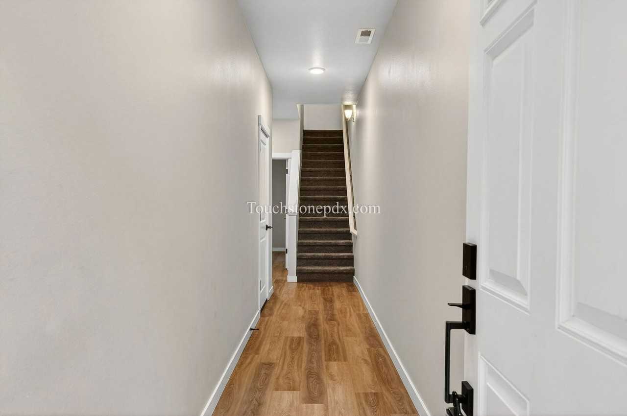 3859 Se 92nd Ave - Photo 5 of 41