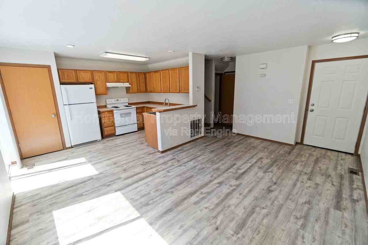 2814 N 14th Pl - Photo 4 of 26