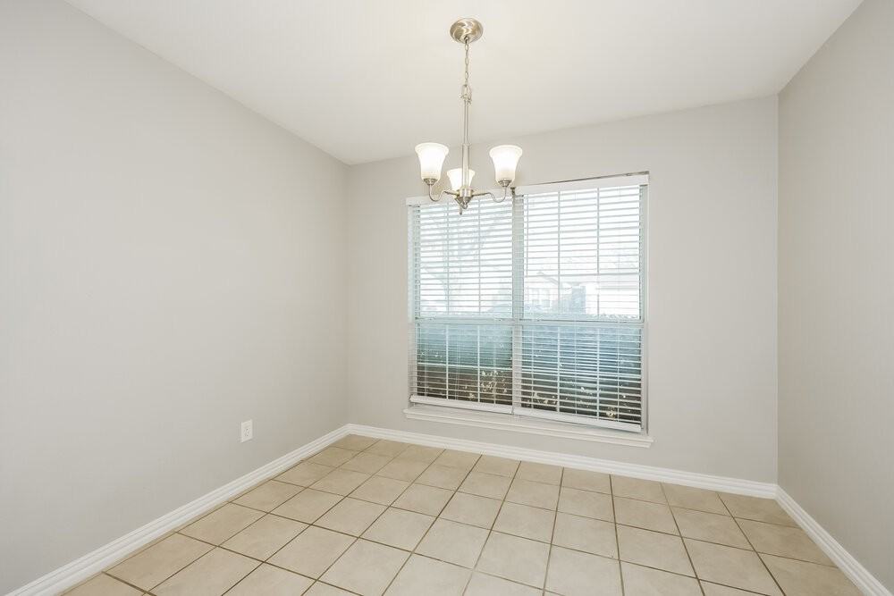 6417 Longmont Trl - Photo 6 of 16