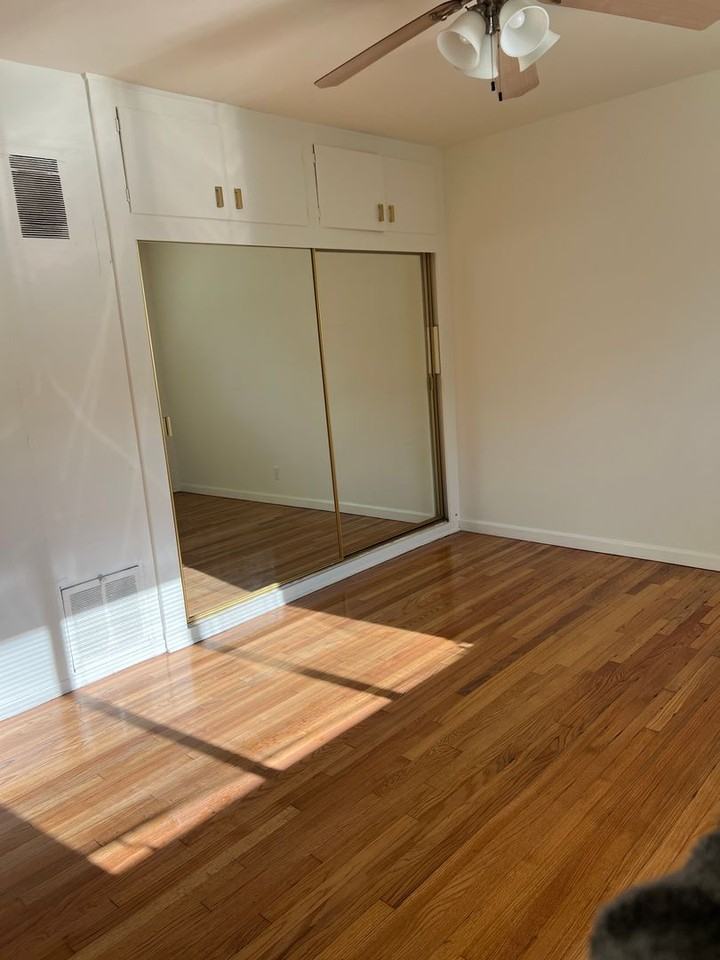 540 San Vicente Blvd - Photo 5 of 9