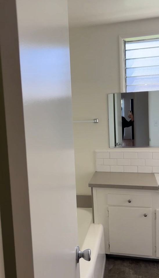 540 San Vicente Blvd - Photo 6 of 9