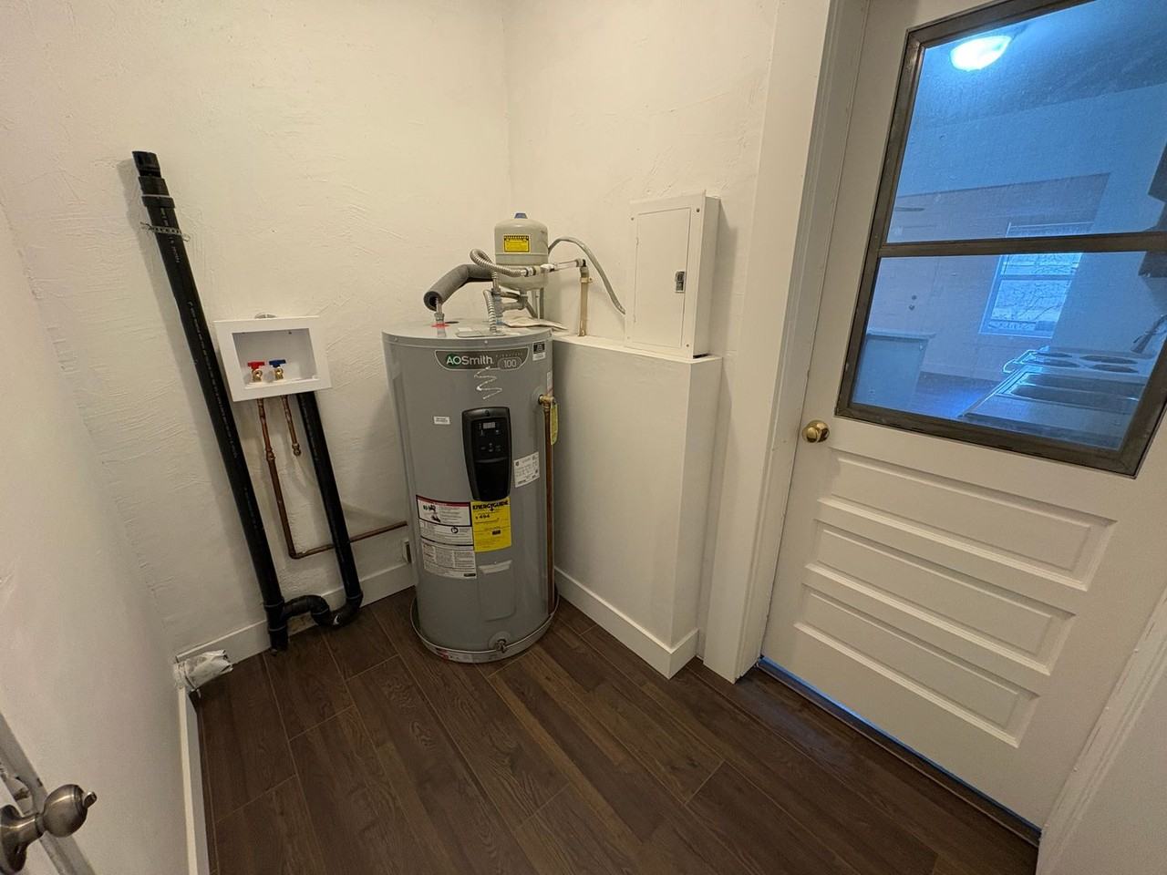 3 Sw Mckinley Ave - Photo 7 of 11