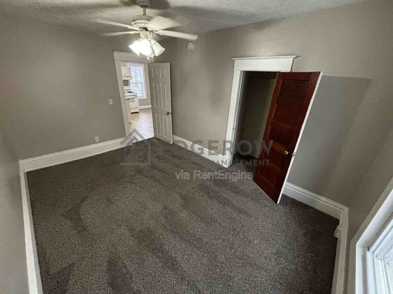 742 Mcreynolds Ave Nw #2 - Photo 2 of 12