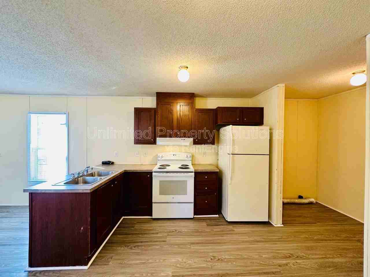 9765 Old Mill Rd #116 - Photo 5 of 16