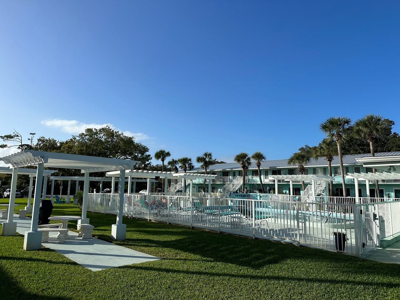 541 S Peninsula Ave Apt A16 #1 - Photo 4 of 25