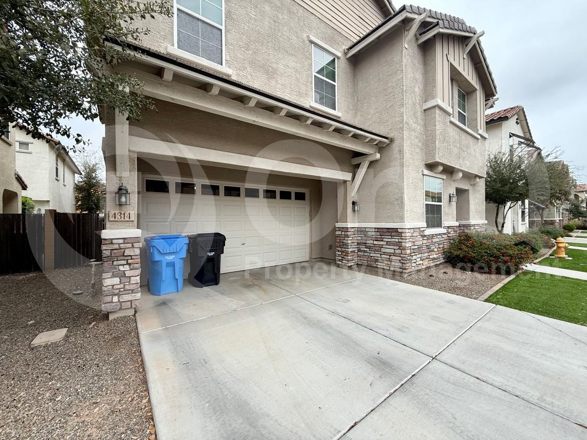 4314 E Toledo St - Photo 2 of 23