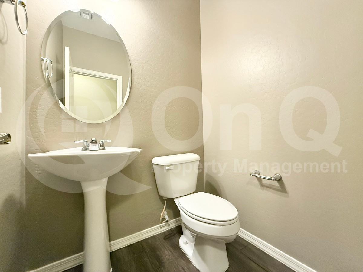 4314 E Toledo St - Photo 5 of 23