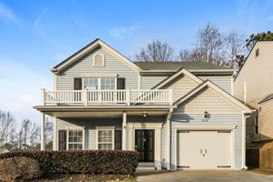featured image of 228 Woodland Way