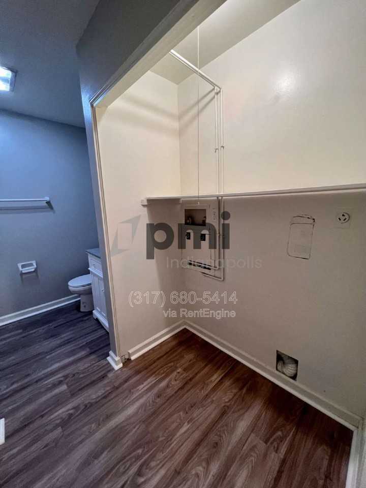 3039 E 47th St #F - Photo 6 of 29