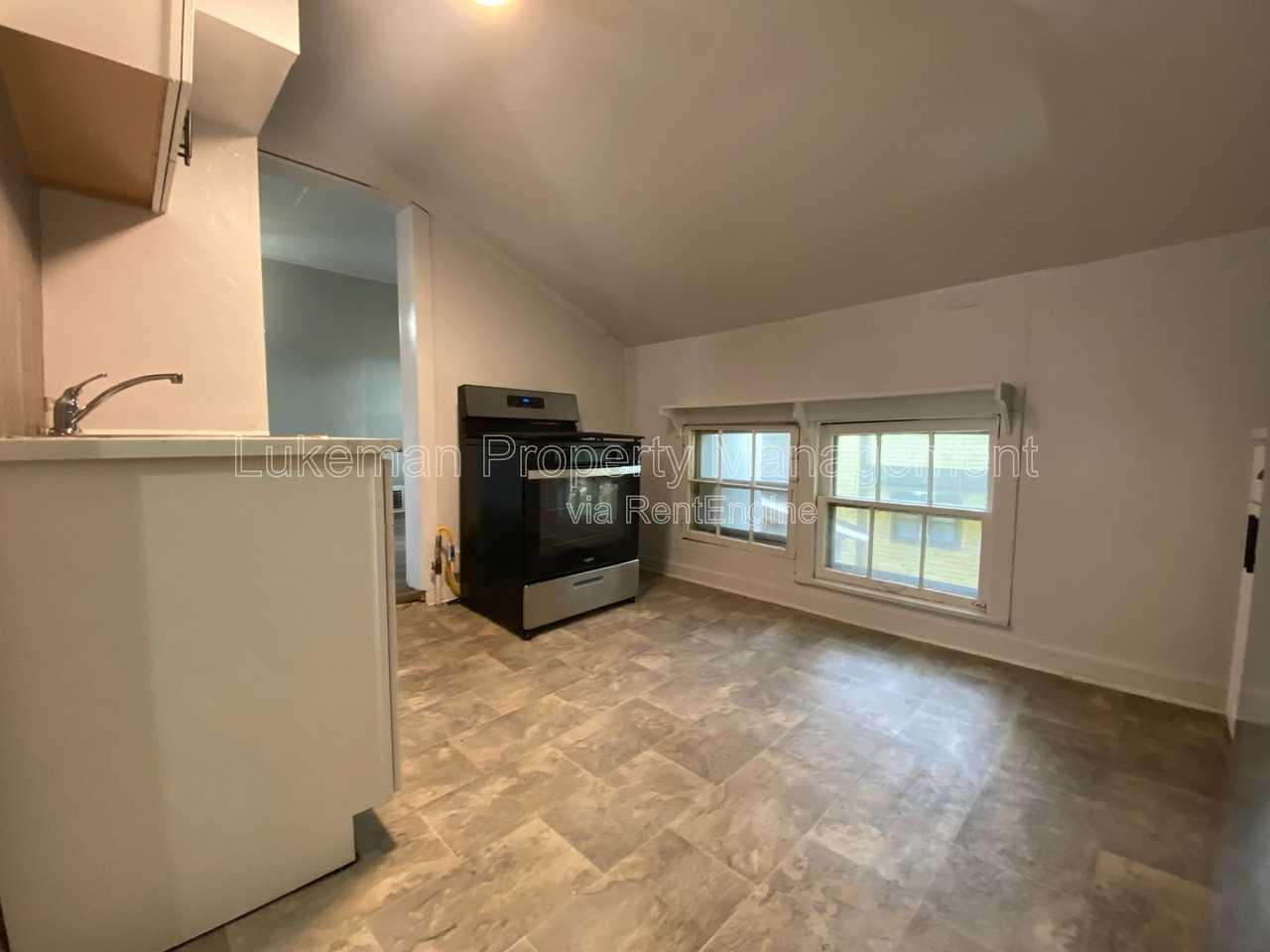 515 Locust St #5 - Photo 2 of 9