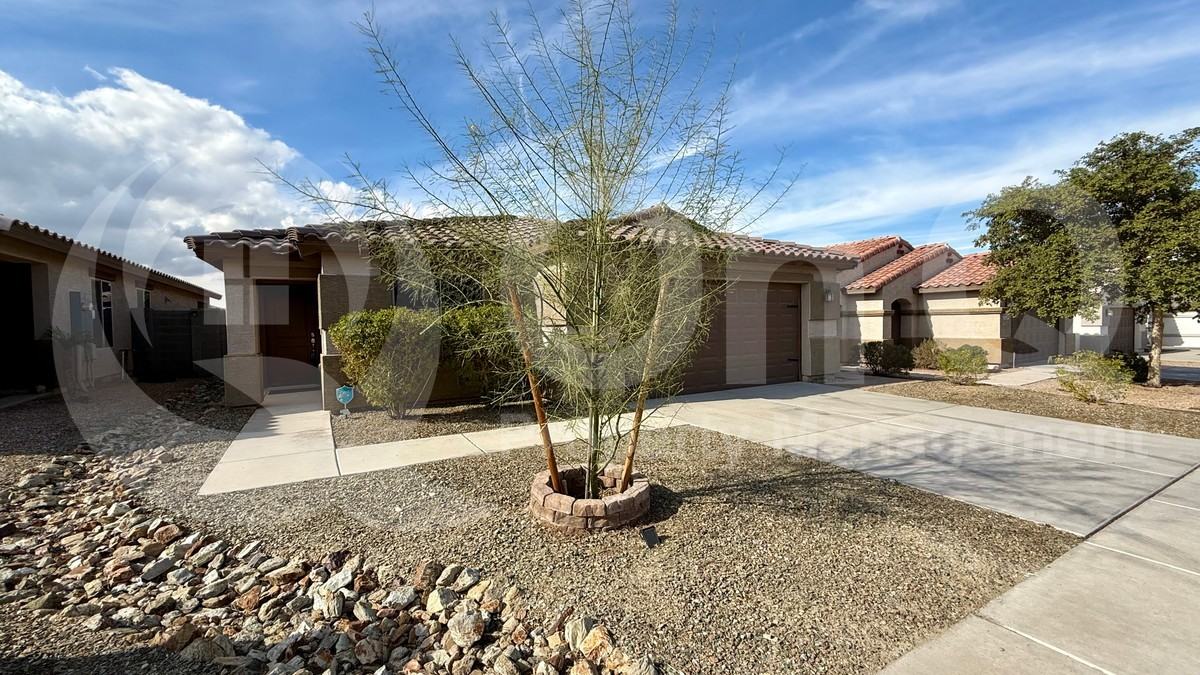 6516 S 38th Dr - Photo 2 of 21