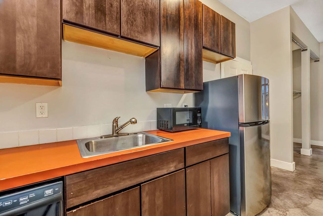 24 E 14th St #4 - Photo 7 of 13