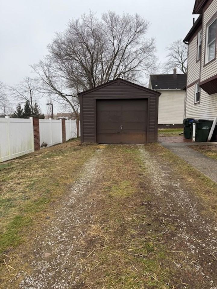 146 Wadsworth Ave #1 - Photo 3 of 14