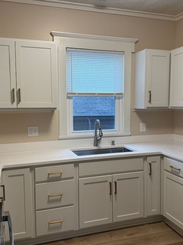 146 Wadsworth Ave #1 - Photo 6 of 14