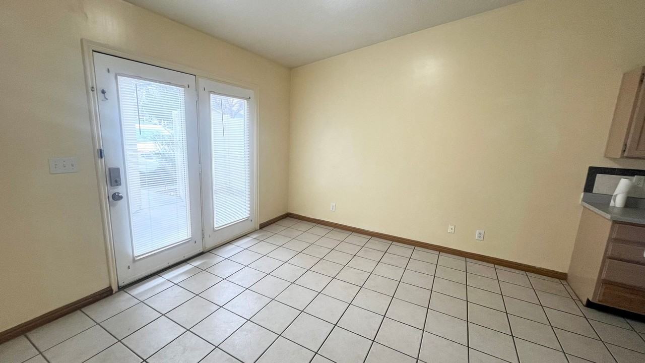 4770 W Old Church Ct - Photo 2 of 20