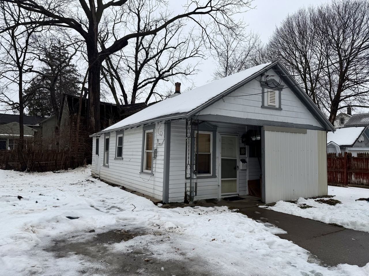 24 Miller St #3 - Photo 2 of 7