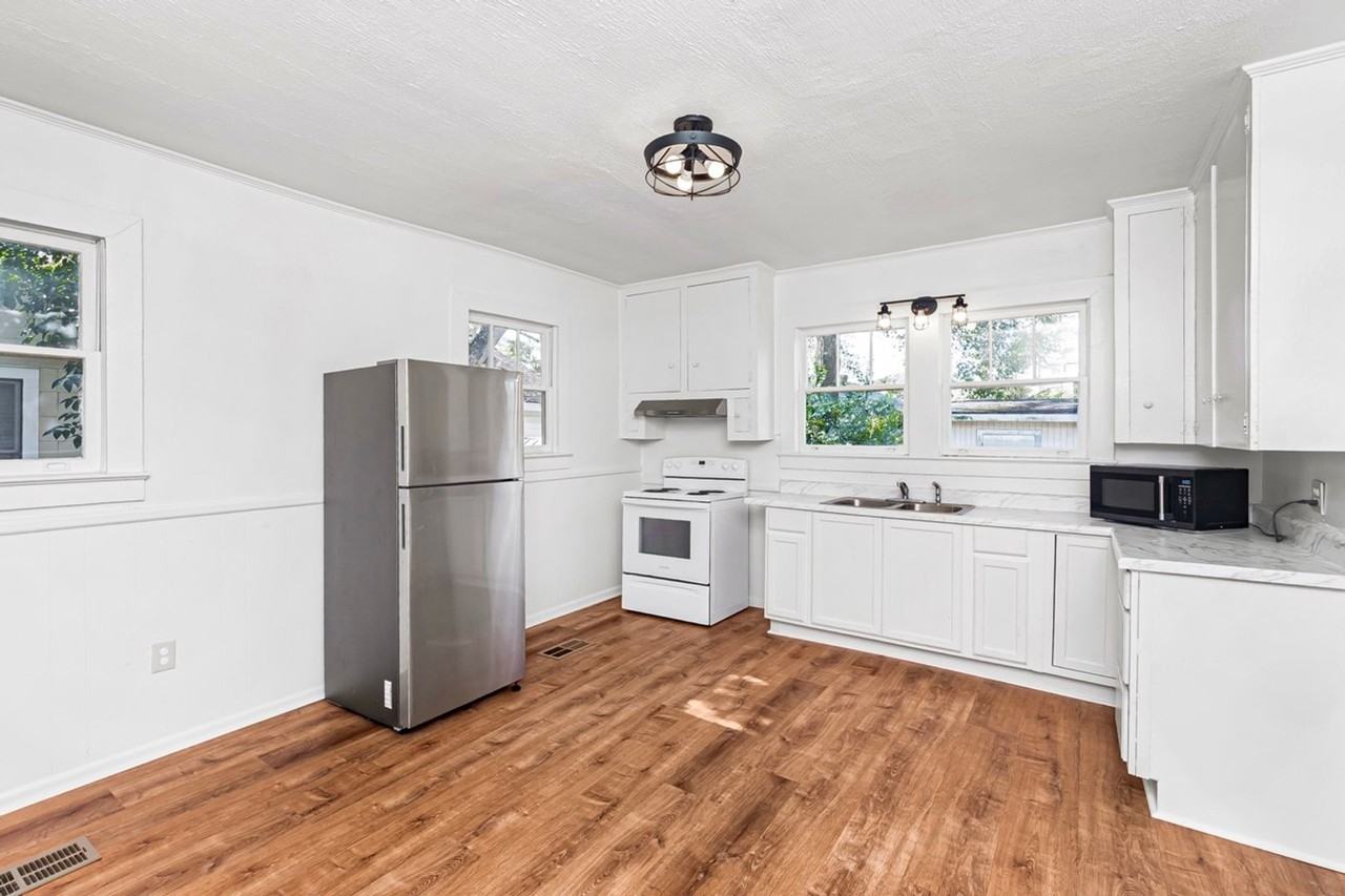 529 N Jefferson Ave - Photo 2 of 9