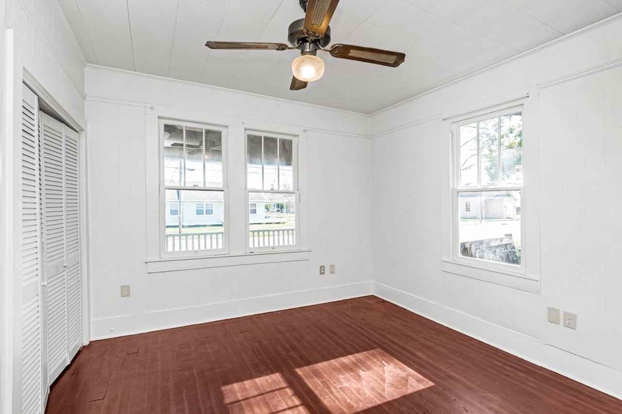 529 N Jefferson Ave - Photo 3 of 9