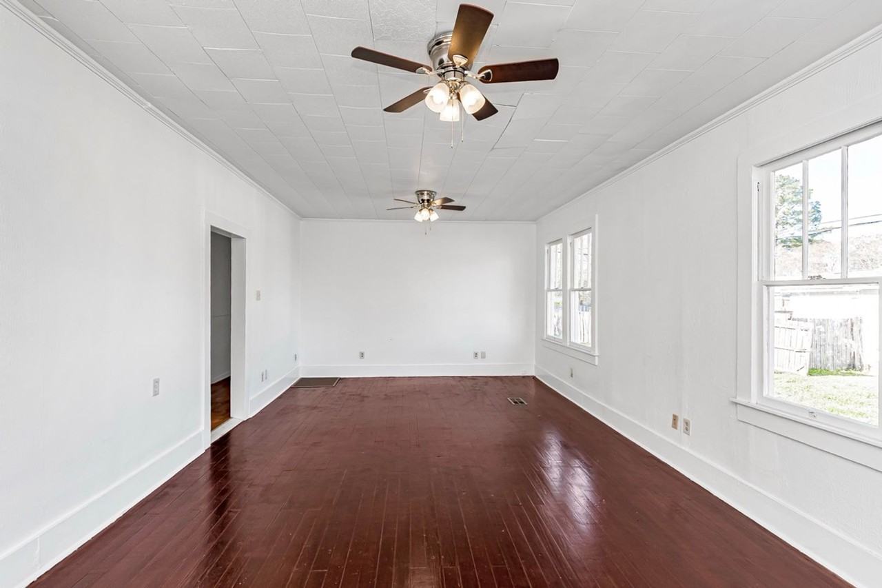 529 N Jefferson Ave - Photo 6 of 9